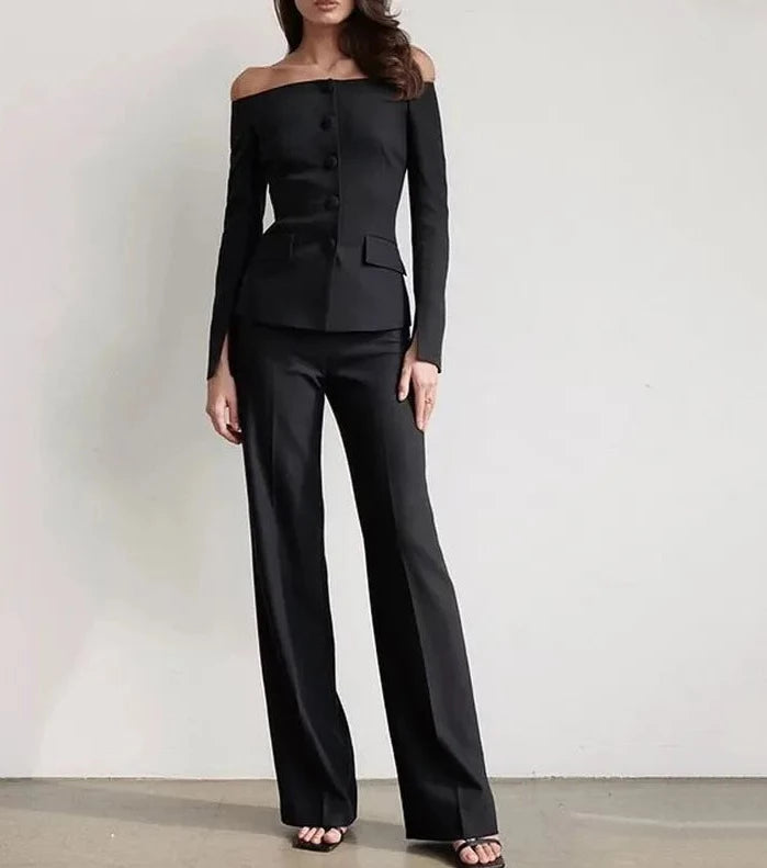 חליפה אלגנט אוף שולדרס-סלין - Outfitoasis חליפה אלגנט אוף שולדרס-סלין Outfitoasis Outfitoasis